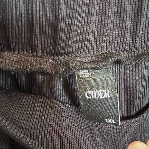 Black CIDER Solid Elastic Waist Pocket Wide Leg Pants Curve & Plus 1X - Picture 8 of 9